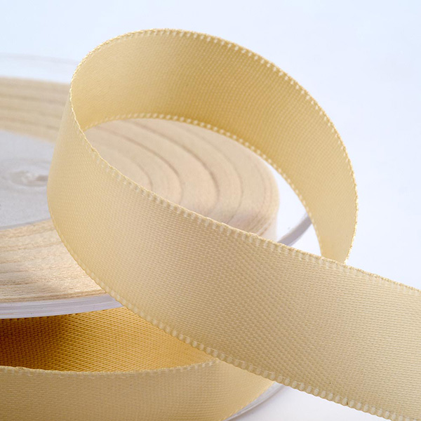 Cream_Satin_600x600px